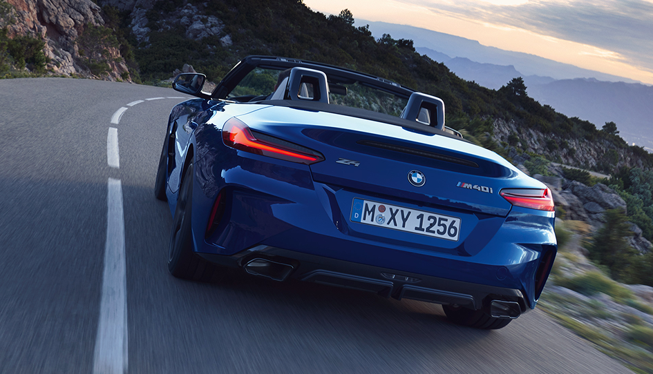 bmw-z-series-z4-m40i-roadster-gallery-image-design-01_1920.jpg.asset.1661761973272.jpg