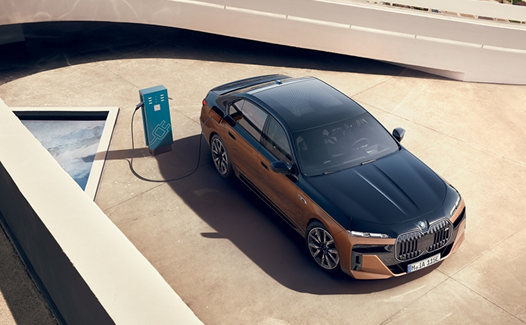 bmw-serie-m-i7-m70-xdrive-3-1141.jpg