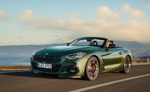 p90535751_lowres_the-bmw-z4-m40i-with.jpg