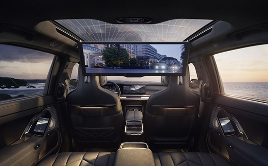 bmw-serie-m-i7-m70-xdrive-9-1141.jpg